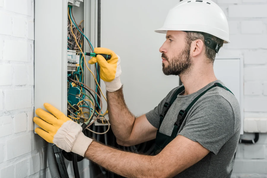 What To Expect During An Electrical Repair Service Placerville CA